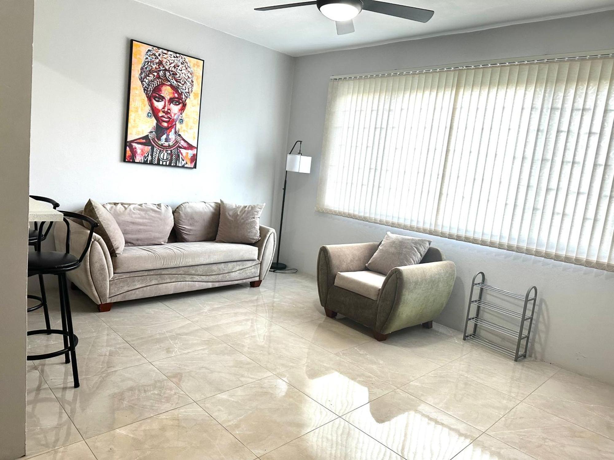 The Shelton - Sinclair Apartment Montego Bay Exterior photo